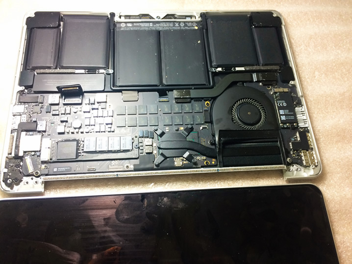 Замена матрицы MacBook Pro A1502 Днепропетровск